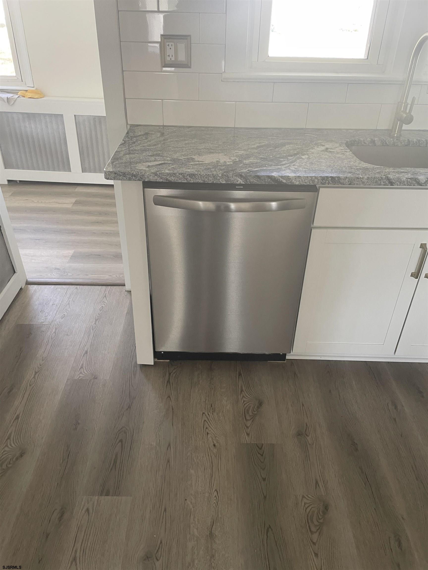 509 Buffalo Avenue Egg Harbor City, NJ 08215 - Photo 12 of 14