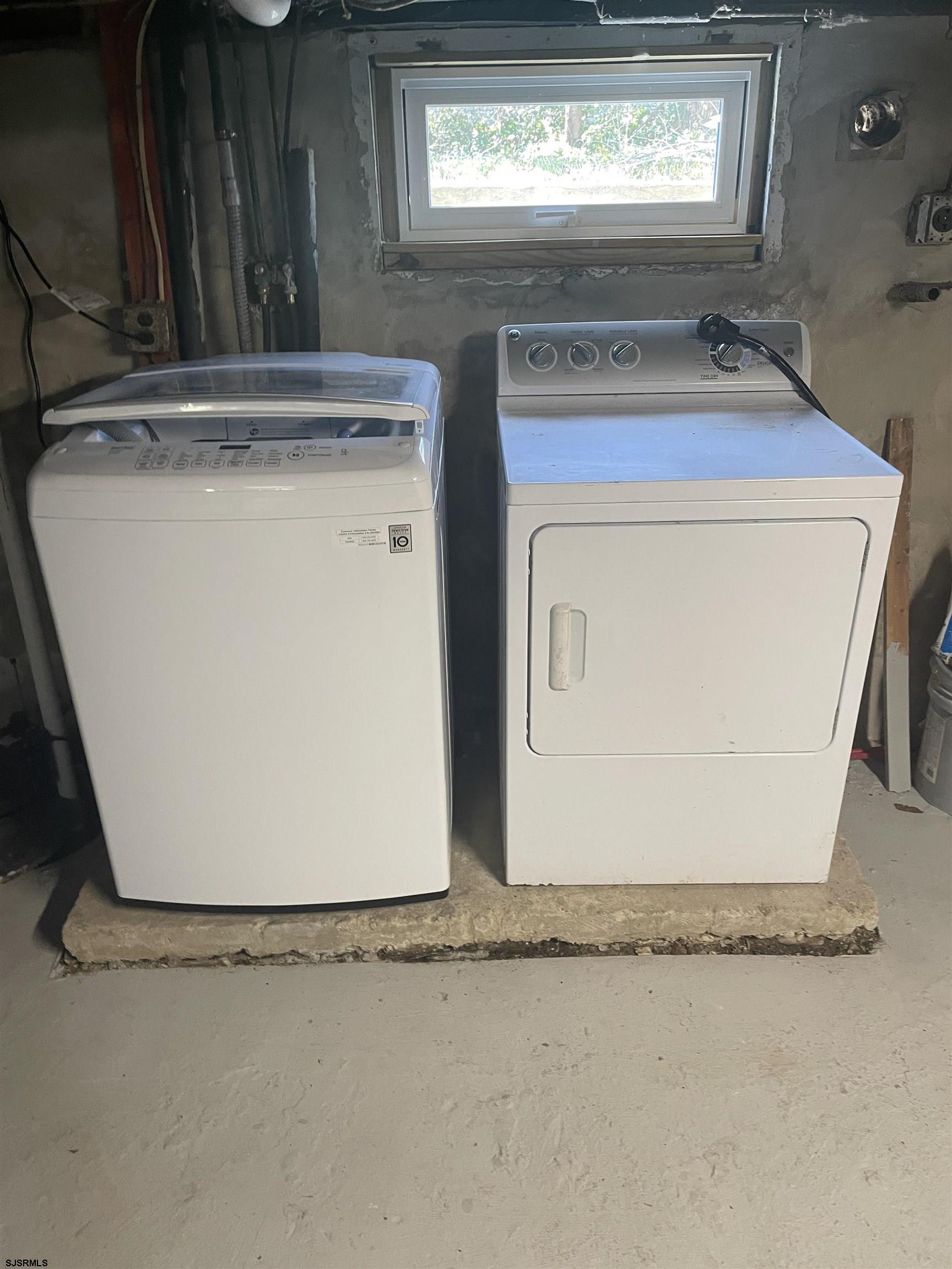 509 Buffalo Avenue Egg Harbor City, NJ 08215 - Photo 7 of 14 a view of washer and dryer