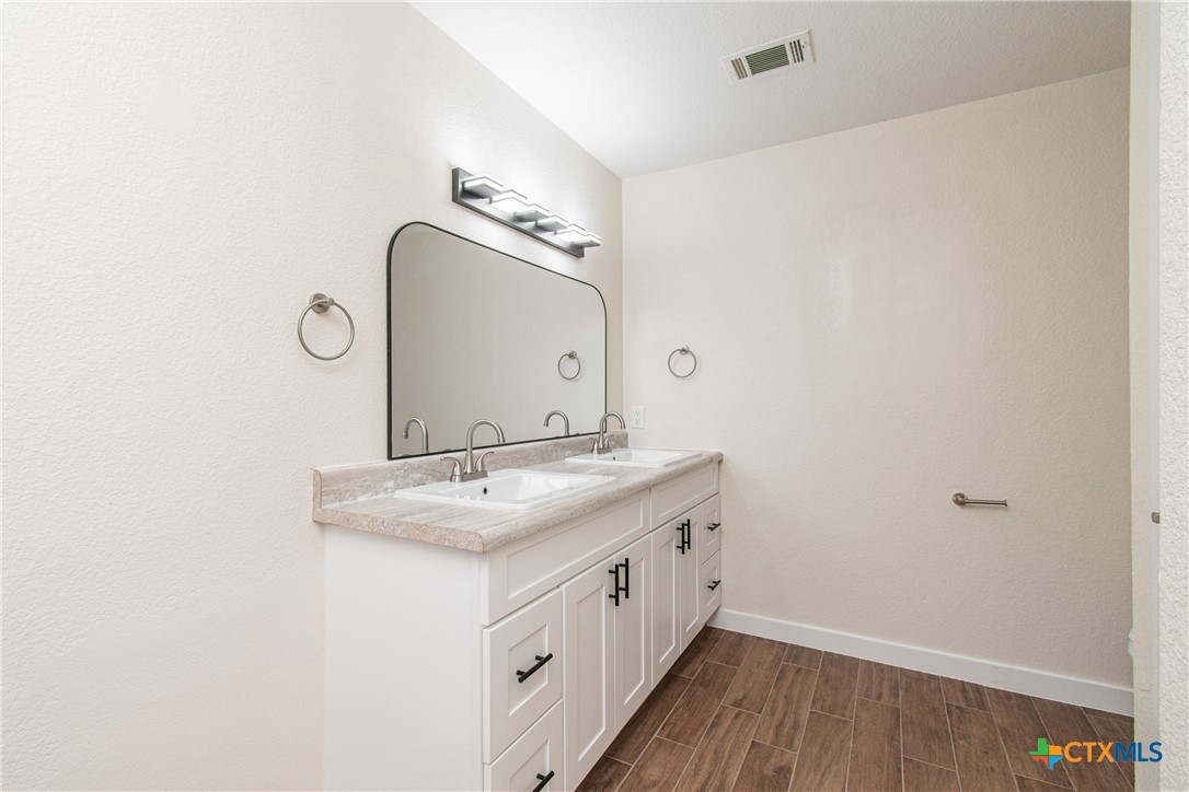 304 Timber Ridge Drive Nolanville, TX 76559 - Photo 17 of 25 Gallery Image 17