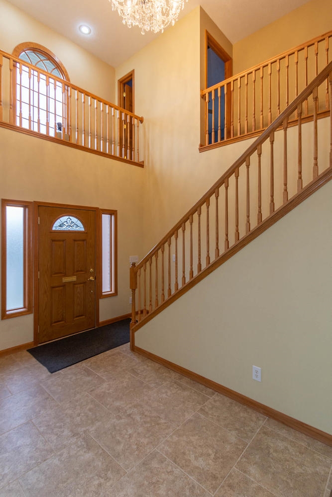 2704 Blue Ridge Court Bloomington, IN 47408 - Photo 3 of 30