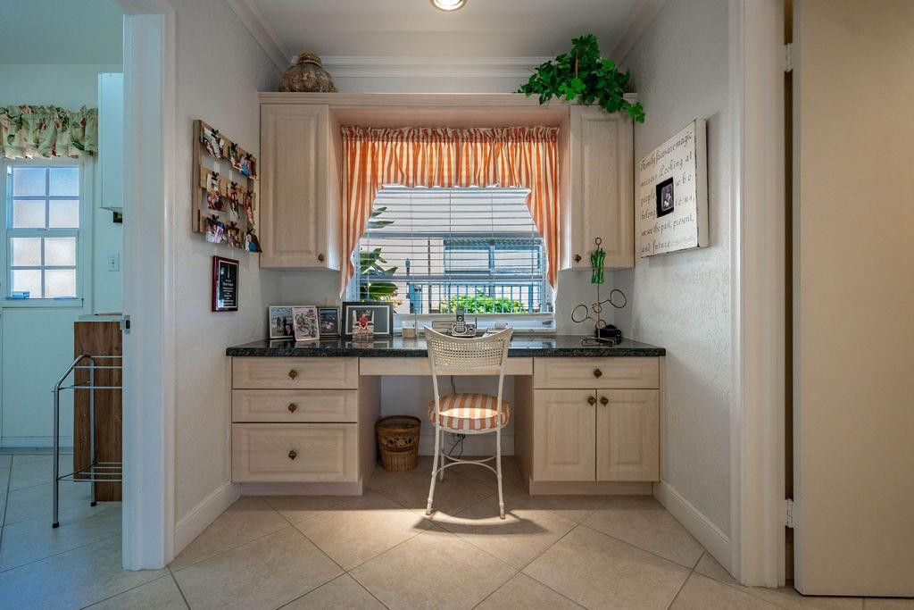 3920 Northeast 27th Avenue Lighthouse Point, FL 33064 - Photo 15 of 45 Photo 15