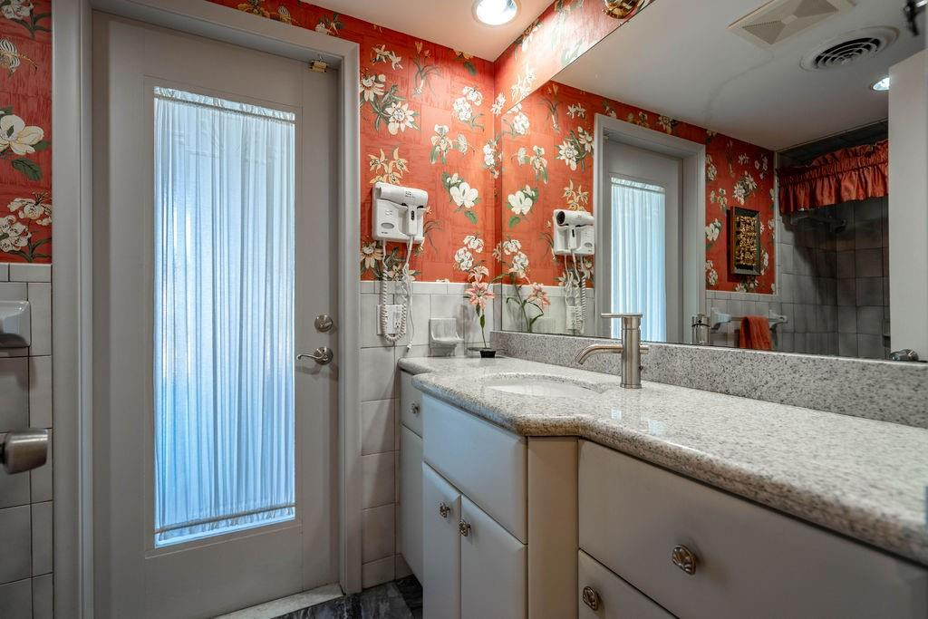 3920 Northeast 27th Avenue Lighthouse Point, FL 33064 - Photo 24 of 45 Photo 24