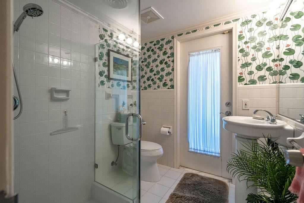 3920 Northeast 27th Avenue Lighthouse Point, FL 33064 - Photo 26 of 45 Photo 26