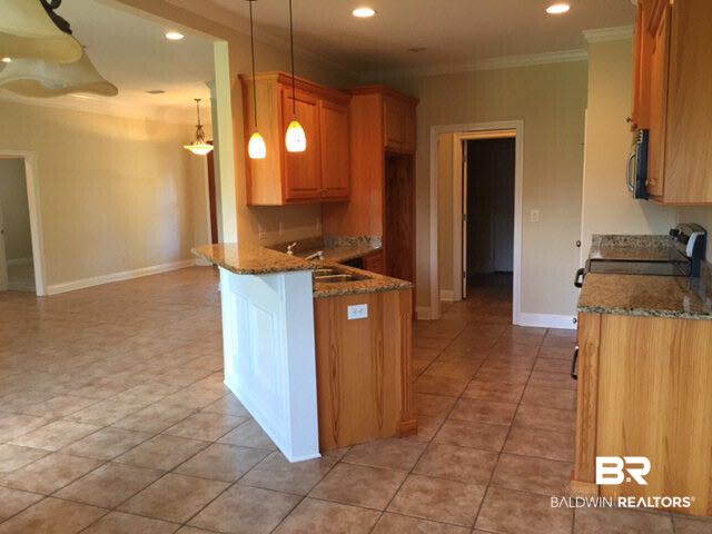 103 Petz Avenue Fairhope, AL 36532 - Photo 6 of 20 Breakfast Bar