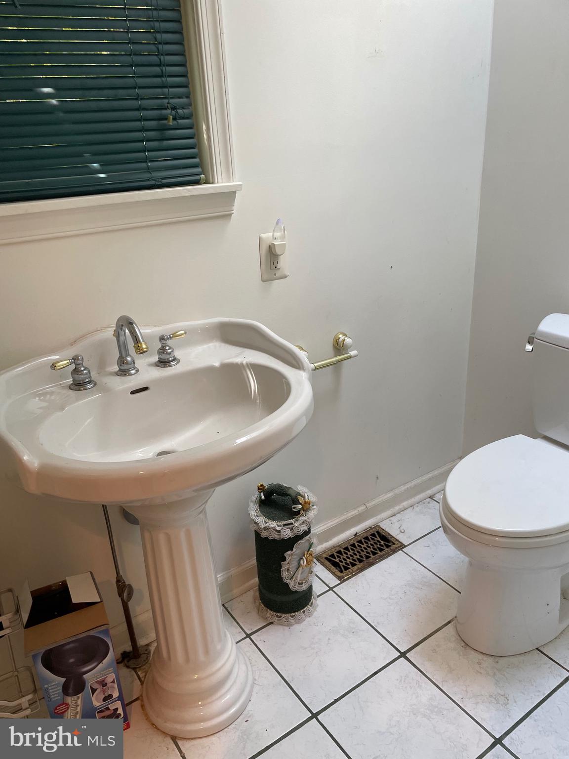 17323 Wesley Chapel Road Monkton, MD 21111 - Photo 12 of 22 Primary bath