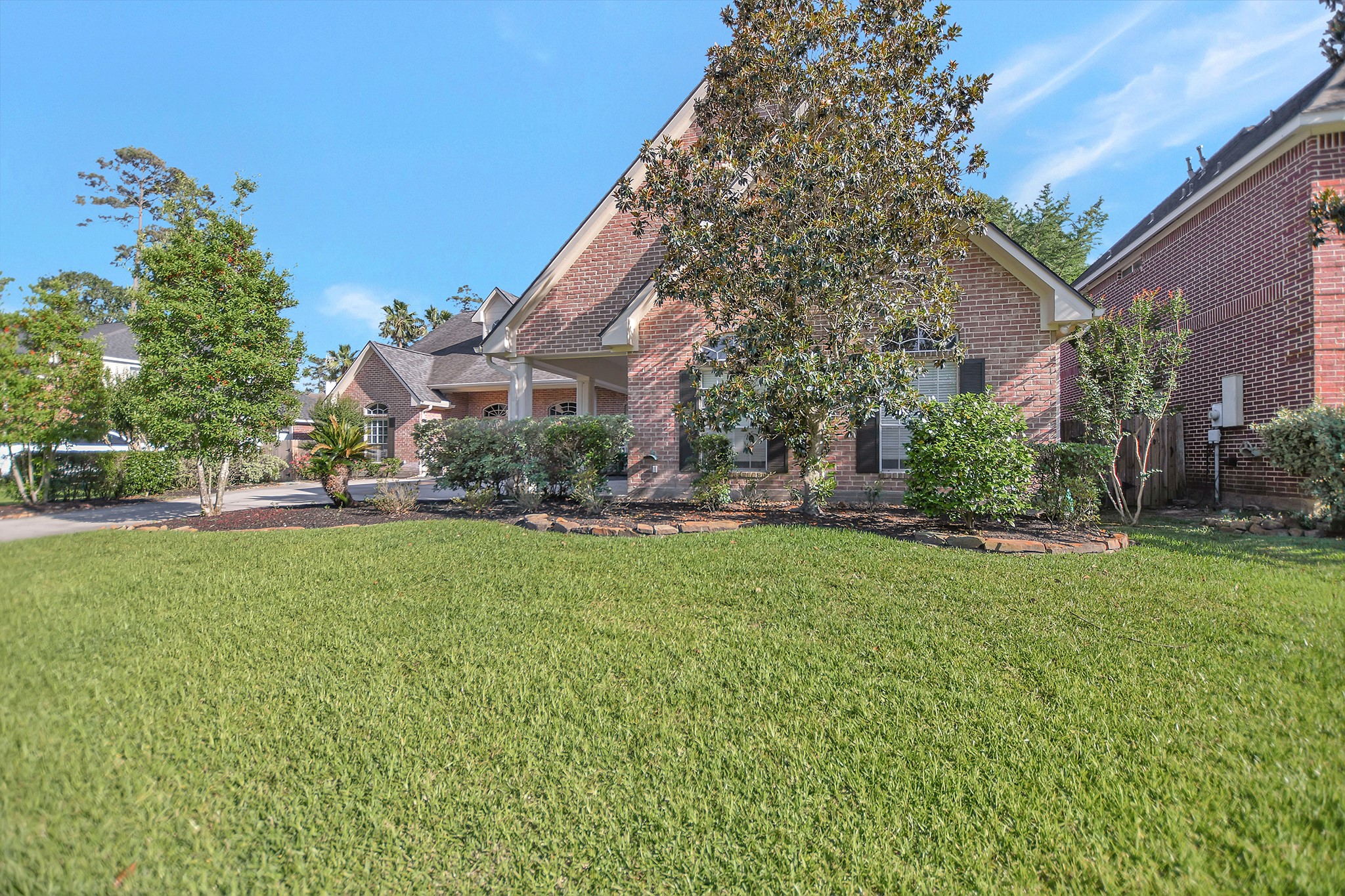 6615 Butler Oaks Court Spring, TX 77389 - Photo 4 of 48