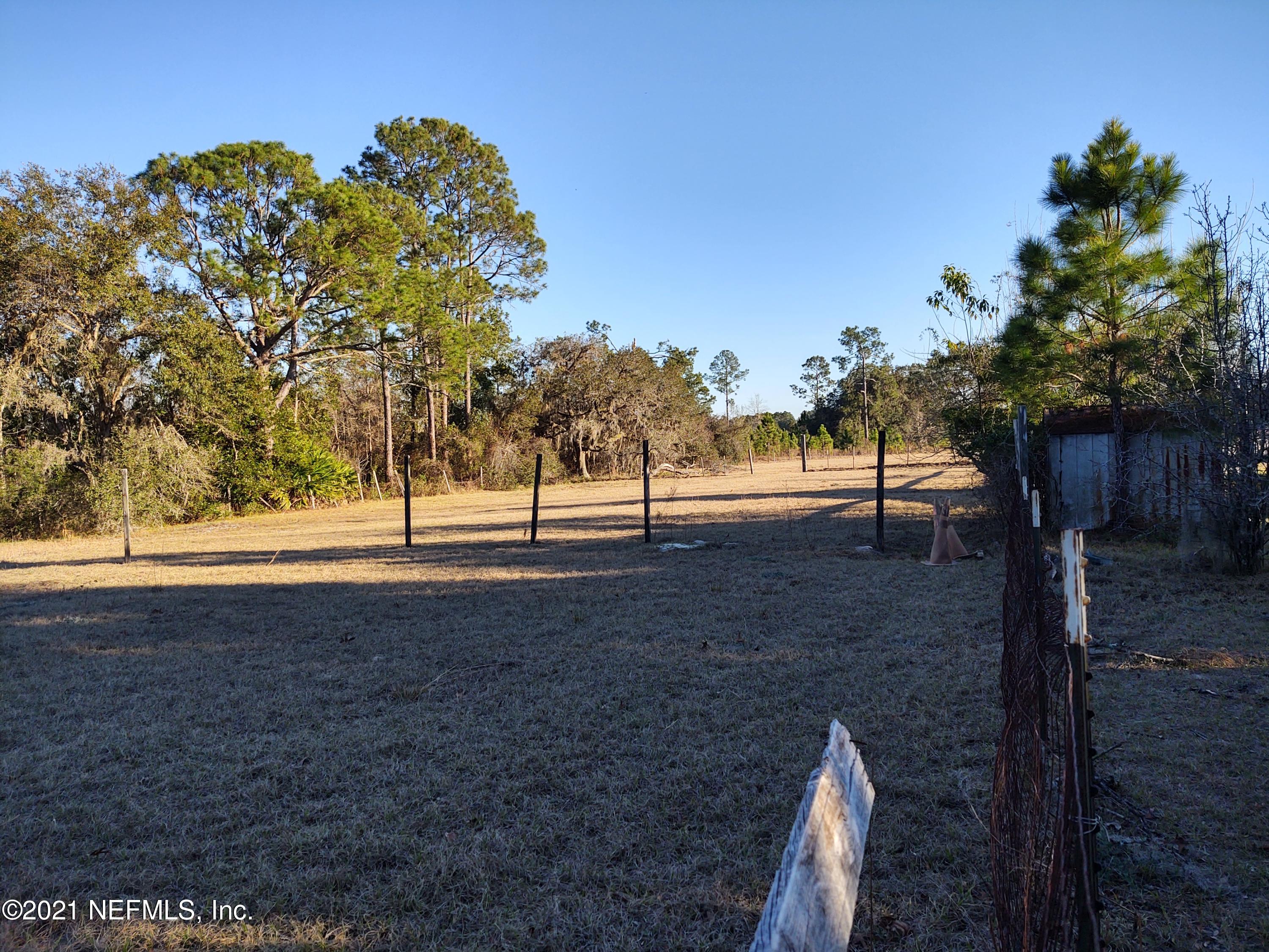111 Deer Run Interlachen, FL 32148 - Photo 19 of 31 IMG_20210118_162448673_HDR