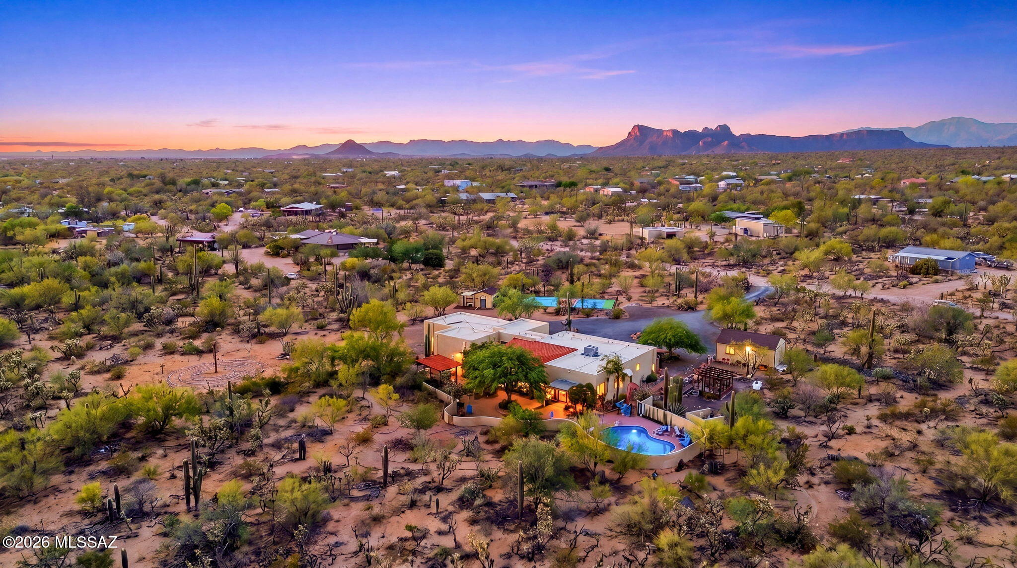 5105 North Our Road Tucson, AZ 85743 - Photo 12 of 46