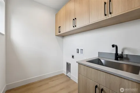 $989,000 | 2626 A 58th Avenue Southwest, Seattle, WA 98116