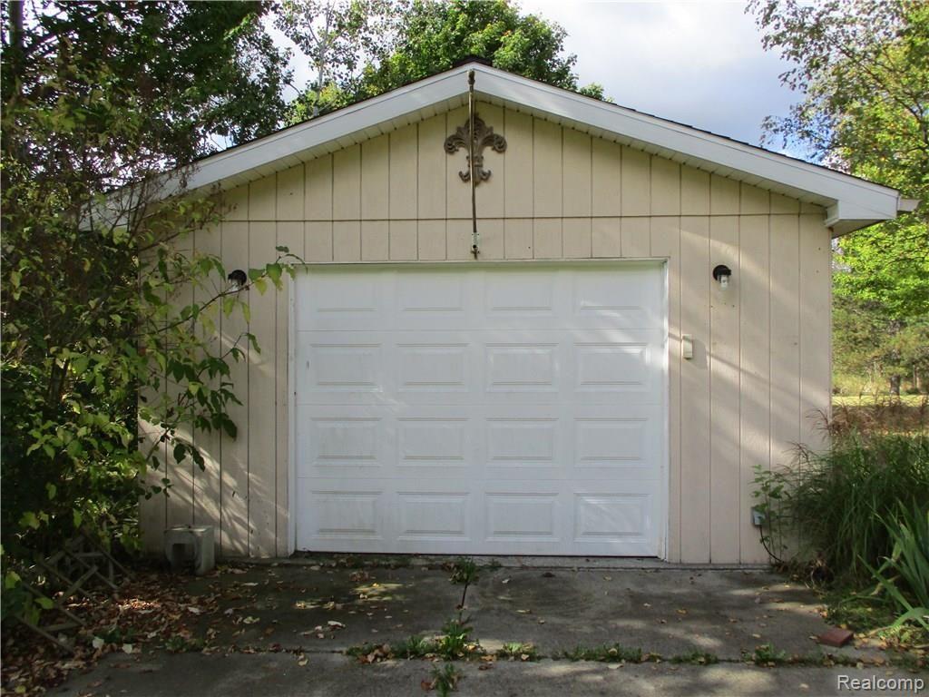 10150 Ridge Road Goodrich, MI 48438 - Photo 9 of 29 IMG_1062.JPG