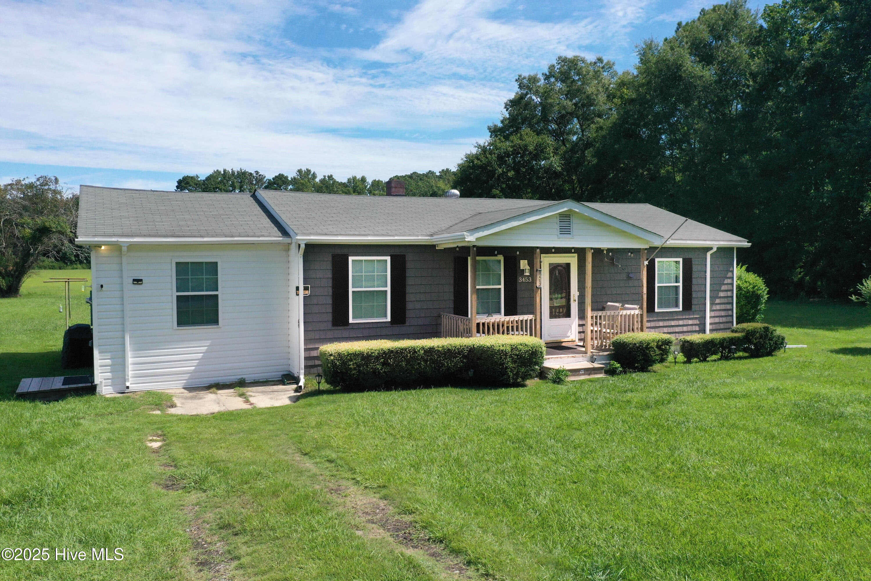 3453 Atkinson Road Orrum, NC 28369 - Photo 3 of 47 0-2