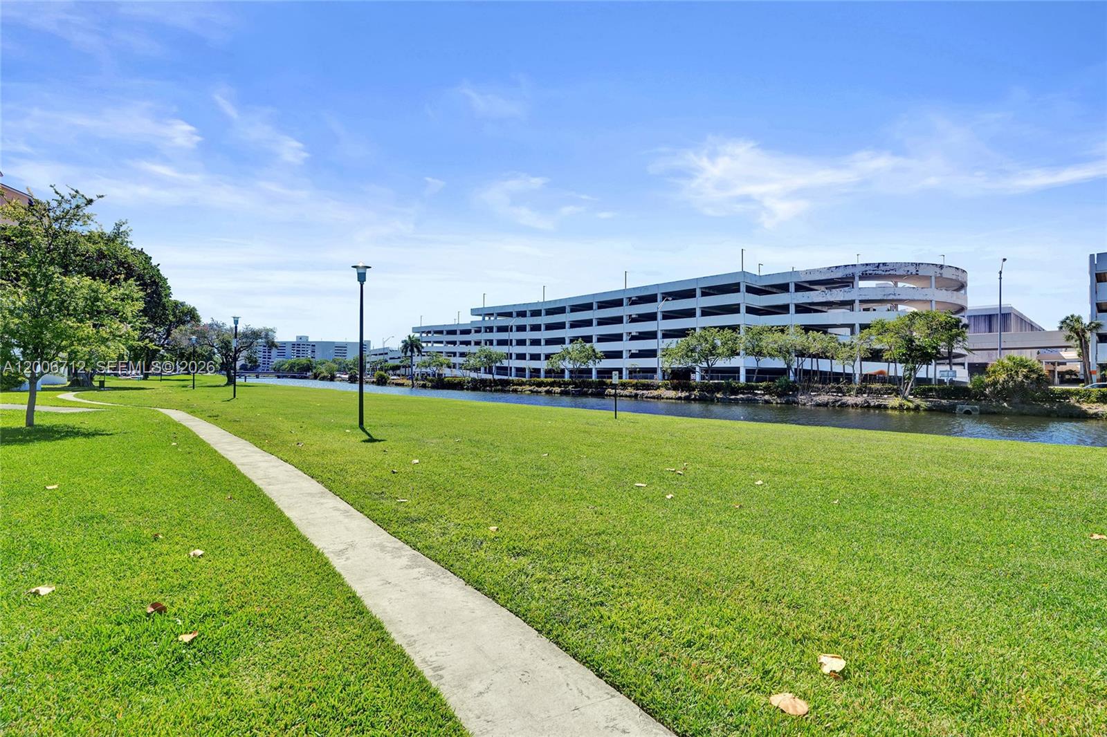 7344 Southwest 82nd Street, Unit C114 Miami, FL 33143 - Photo 27 of 30 a view of a volley ball court
