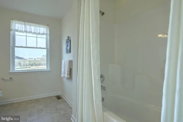 $434,900 | 322 Valley View Circle, Unit 138, York, PA 17408