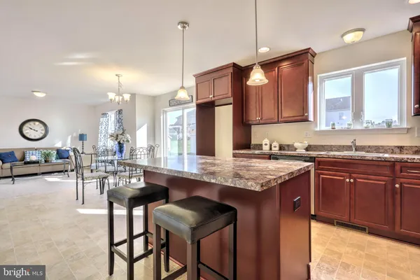 $434,900 | 322 Valley View Circle, Unit 138, York, PA 17408
