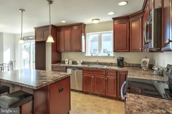 $434,900 | 322 Valley View Circle, Unit 138, York, PA 17408