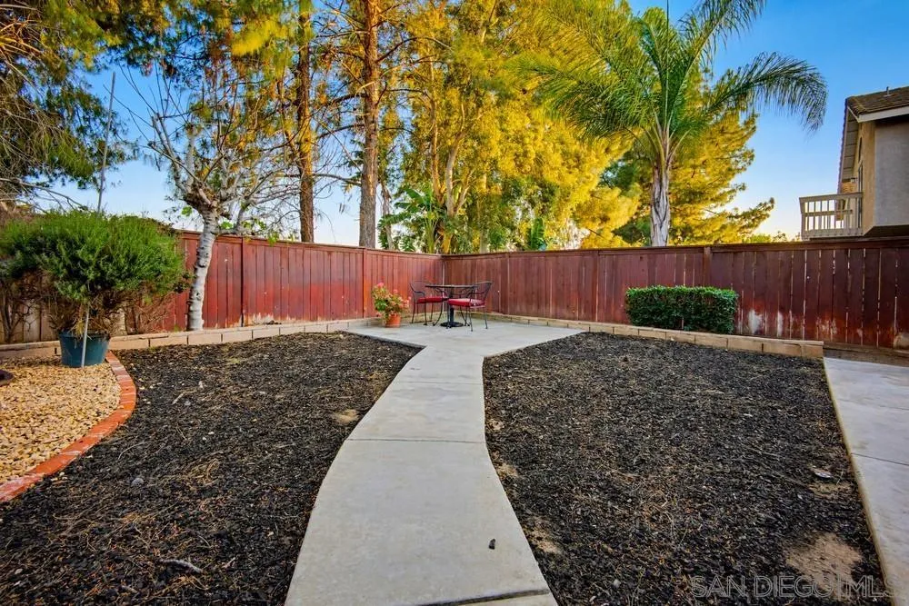 39900 Quigley Road Murrieta, CA 92562 - Photo 40 of 58 a view of a backyard