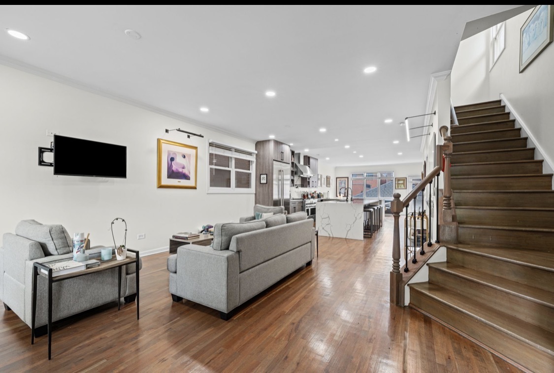 1302 West 33rd Street Chicago, IL 60608 - Photo 5 of 20