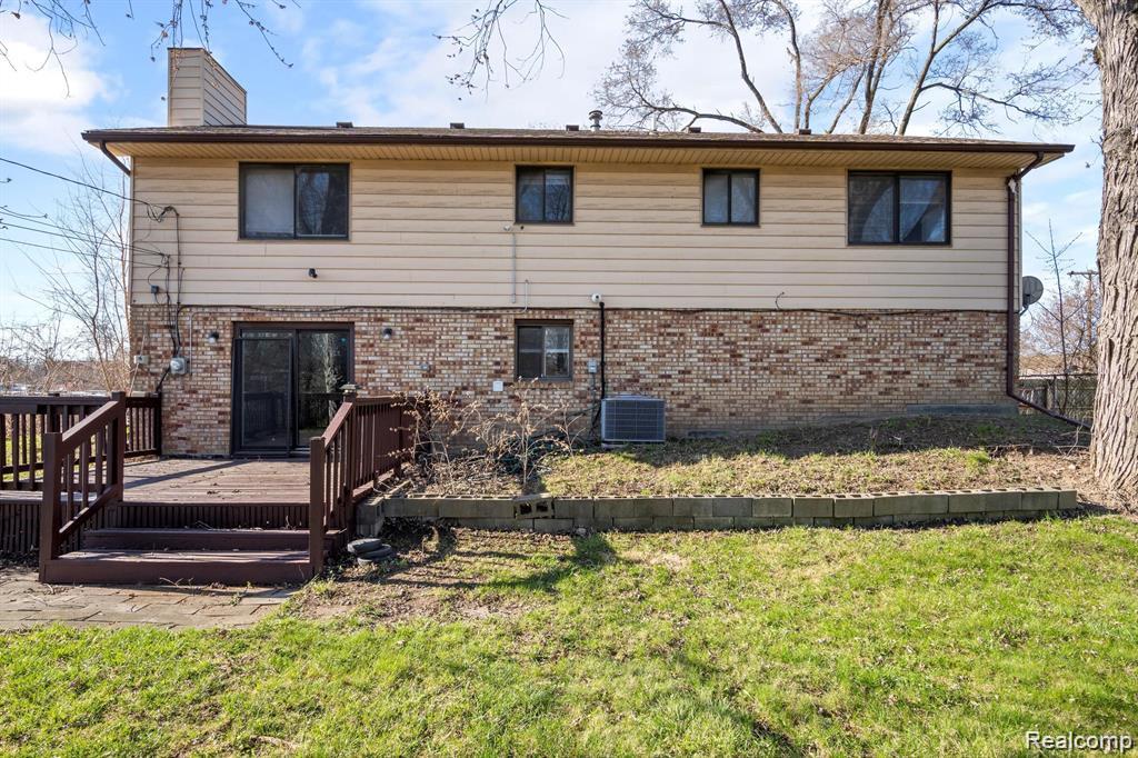 20100 Wick Road Taylor, MI 48180 - Photo 4 of 37