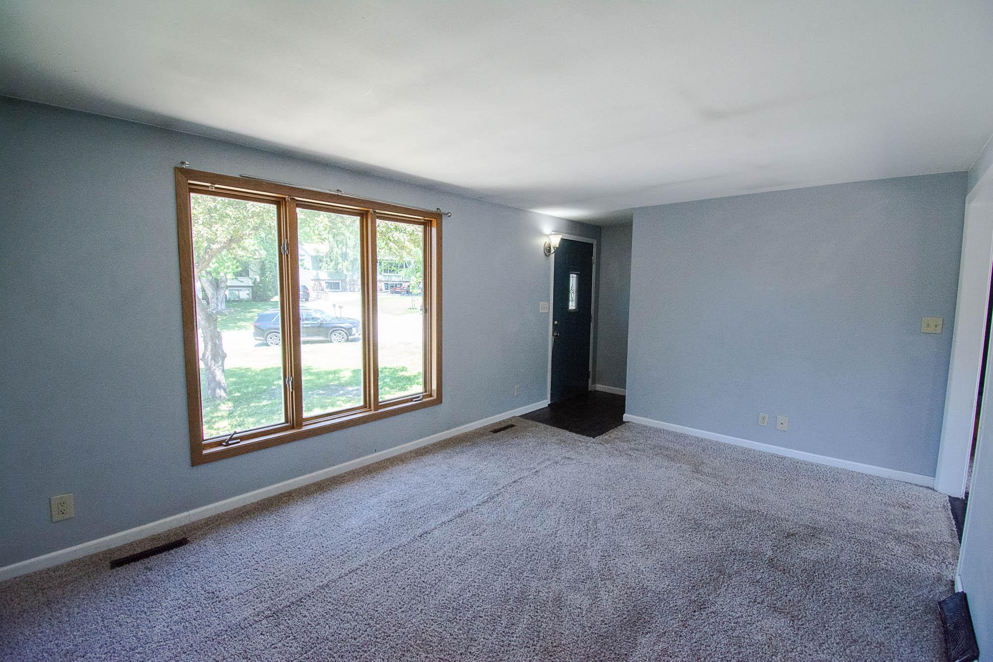 2526 Carla Lane Northwest Rochester, MN 55901 - Photo 3 of 22