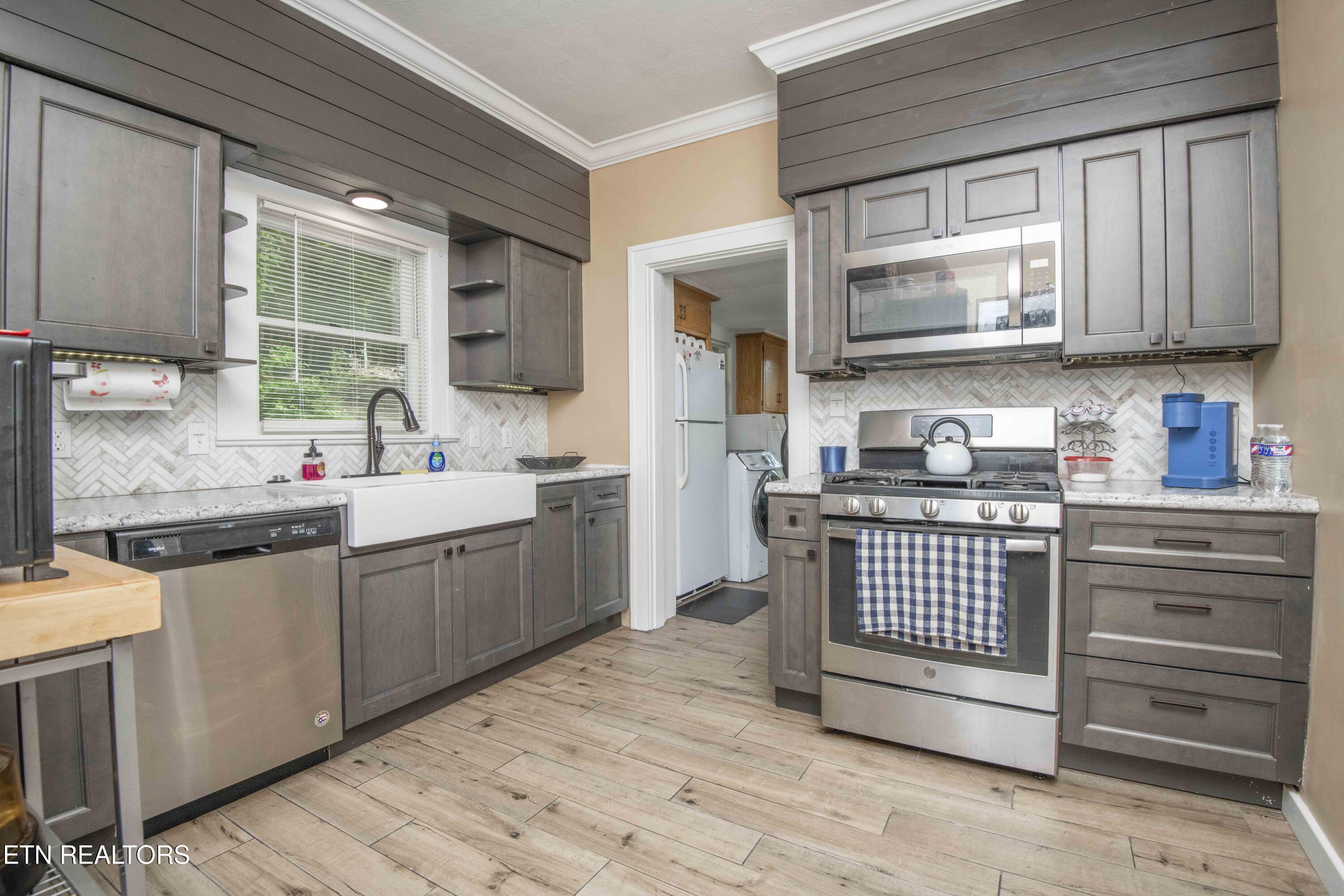 17761 Alberta Street Oneida, TN 37841 - Photo 19 of 56 kitchen 1_1