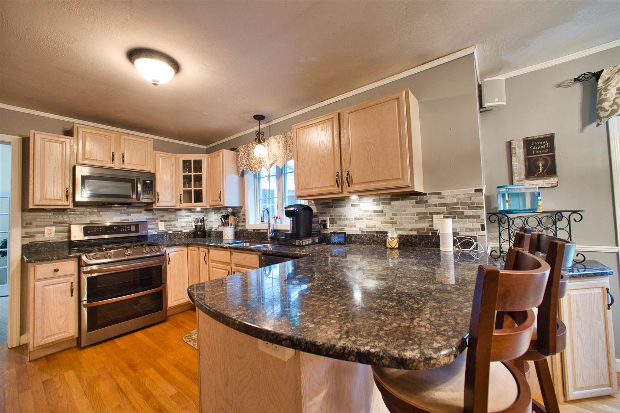 19 Ponemah Hill Road Amherst, NH 03031 - Photo 3 of 40 Gallery Image 3