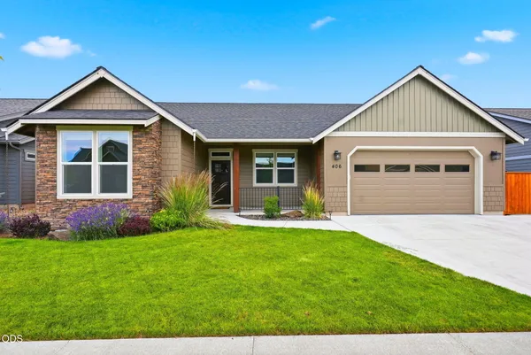 $559,000 | 406 Southeast Sumner Drive, Prineville, OR 97754