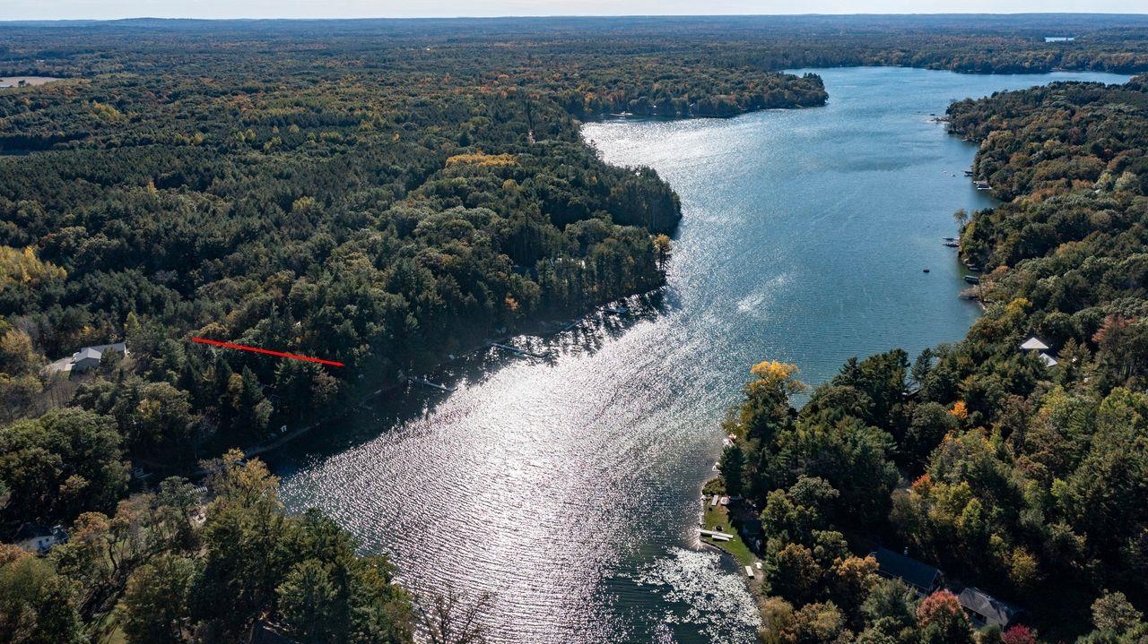 N6619 East Long Lake Road Waupaca, WI 54981 - Photo 9 of 45 Gallery Image 9