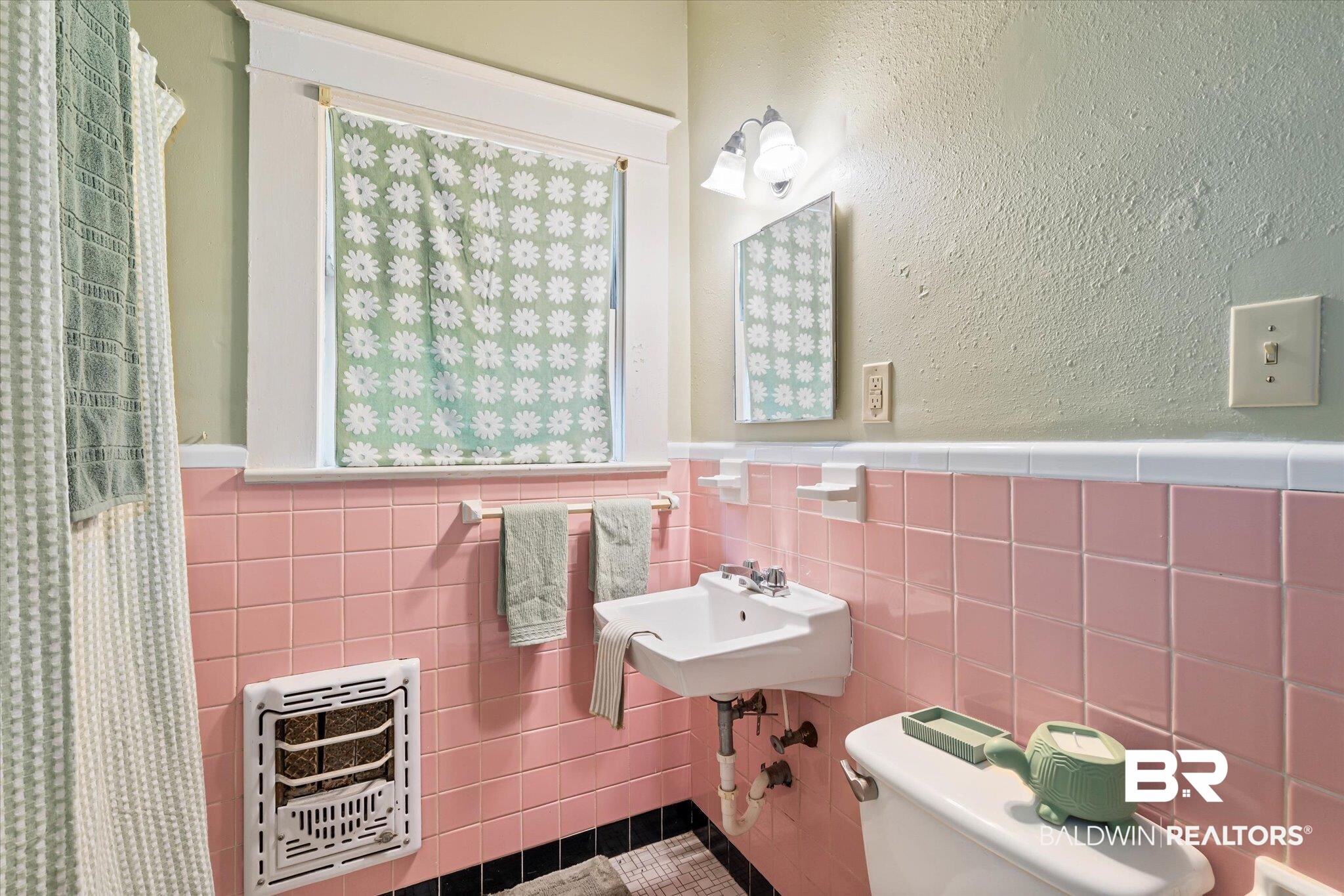 121 Westwood Street Mobile, AL 36606 - Photo 13 of 20 Full bath featuring wainscoting, toilet, heating unit, and tile walls