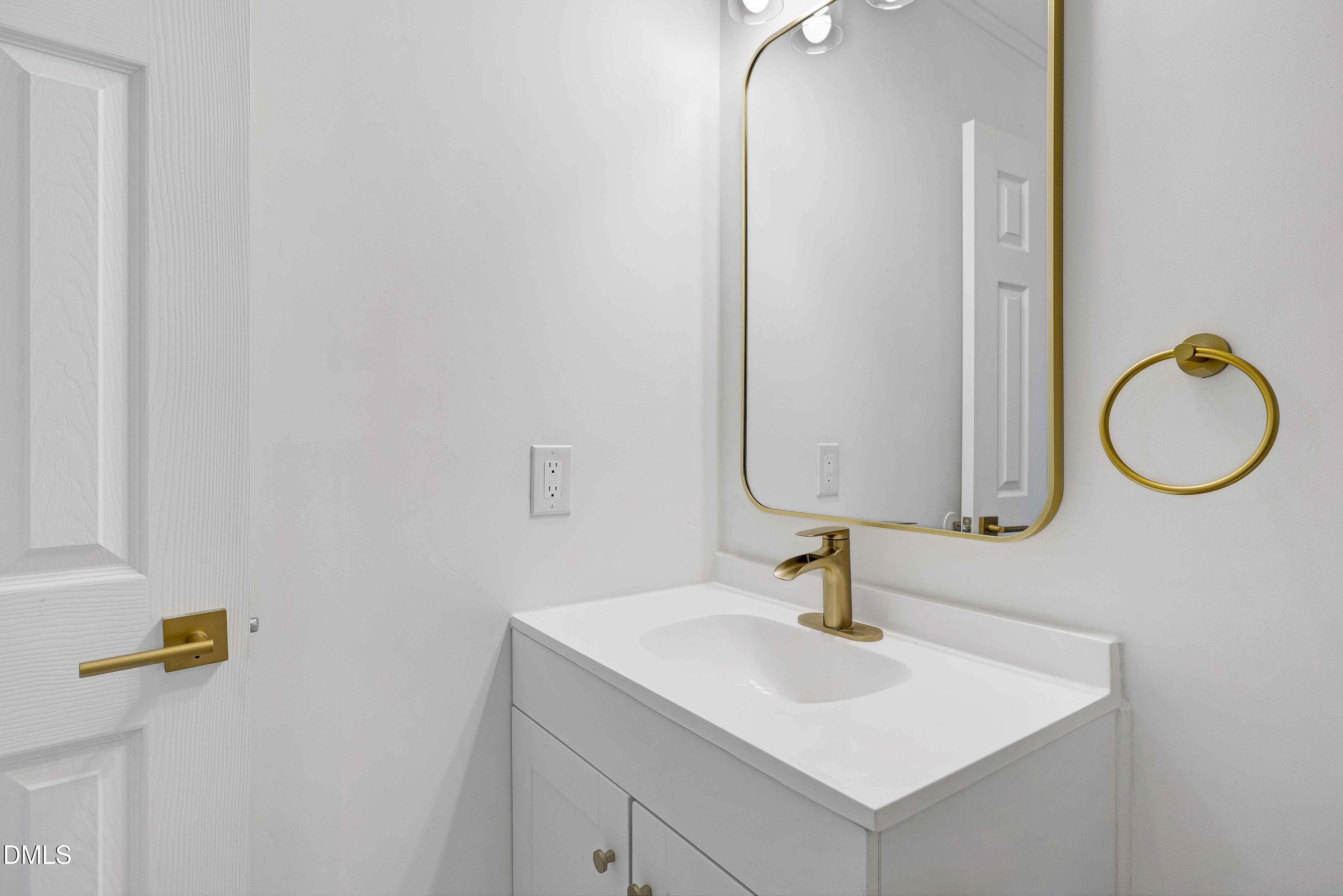 800 Plentywood Court Raleigh, NC 27615 - Photo 26 of 34 Scene-30