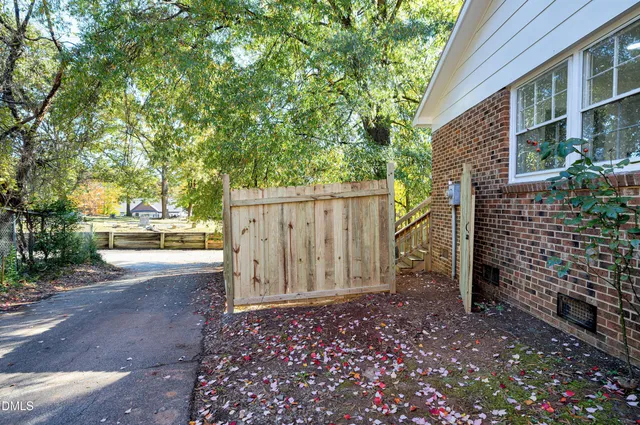 a view of a entrance gate of a house