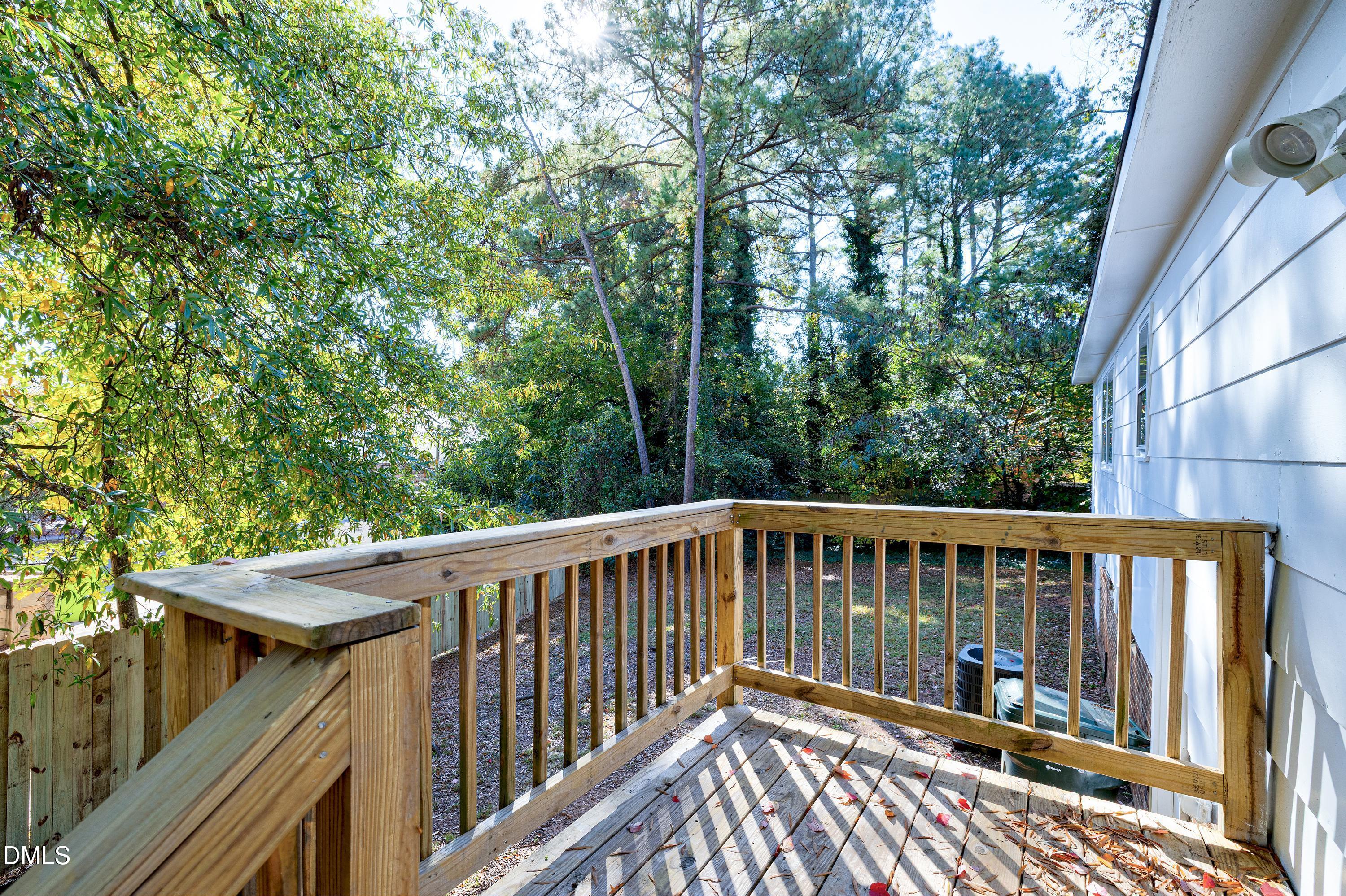 800 Plentywood Court Raleigh, NC 27615 - Photo 30 of 34 Scene-40