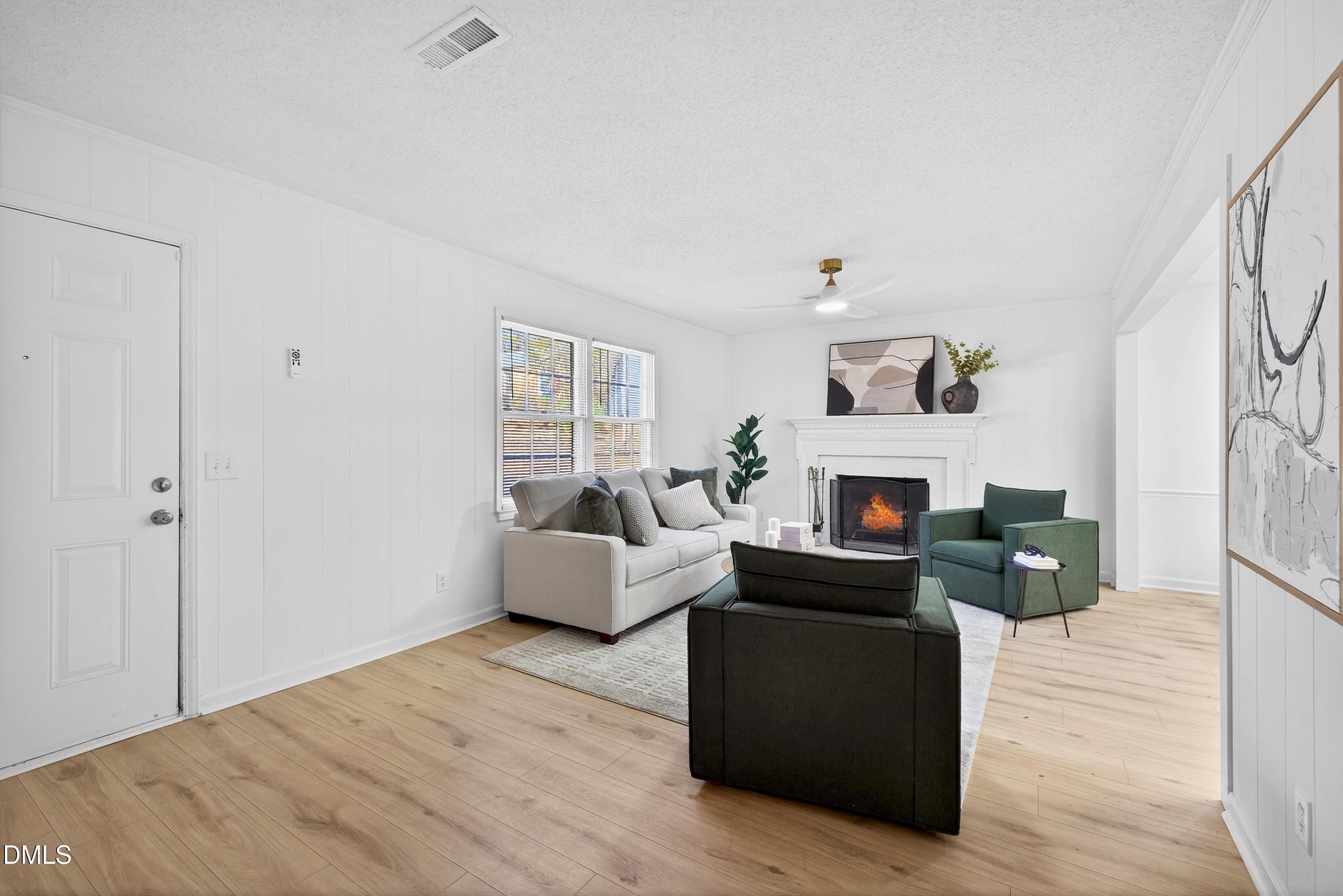 800 Plentywood Court Raleigh, NC 27615 - Photo 4 of 34 Scene-5