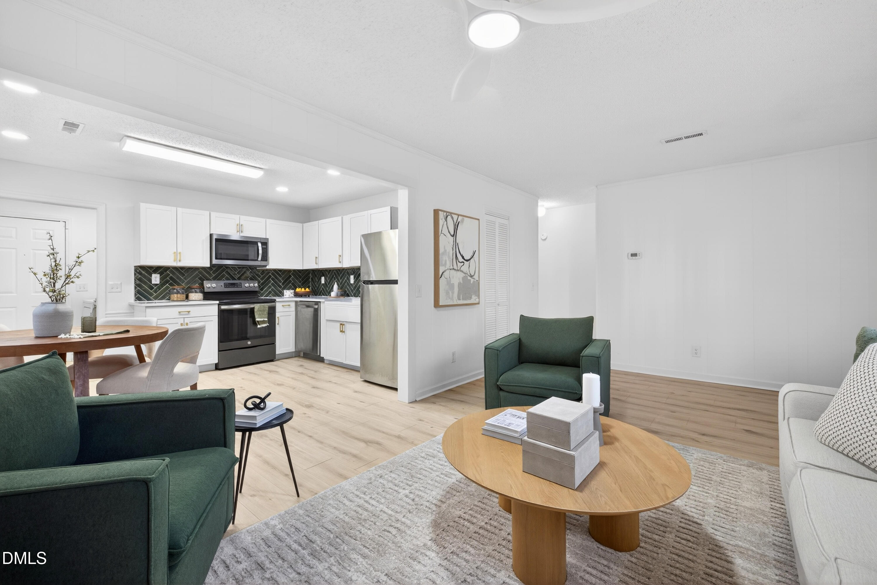 800 Plentywood Court Raleigh, NC 27615 - Photo 10 of 34 Scene-12