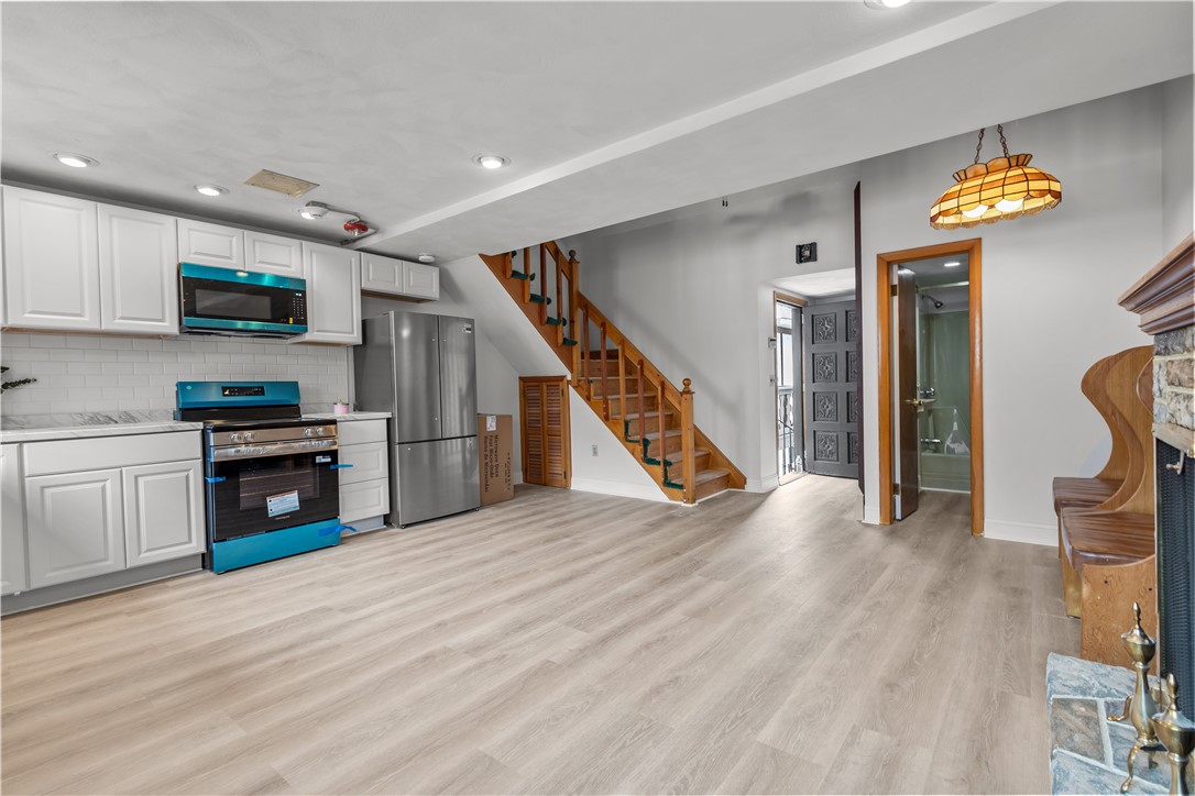 129 Academy Avenue Providence, RI 02908 - Photo 11 of 49
