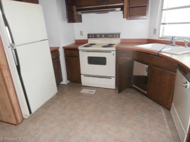 5413 Butler Road Liberty, NC 27298 - Photo 13 of 30 Gallery Image 13