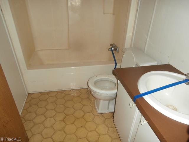 5413 Butler Road Liberty, NC 27298 - Photo 16 of 30 Gallery Image 16