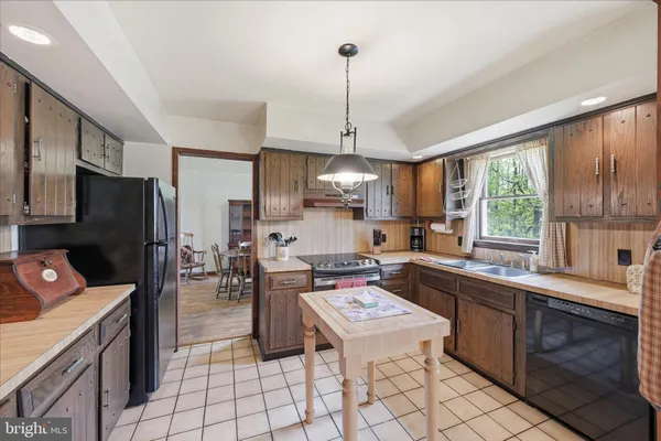$339,900 | 74 Municipal Road, New Ringgold, PA 17960