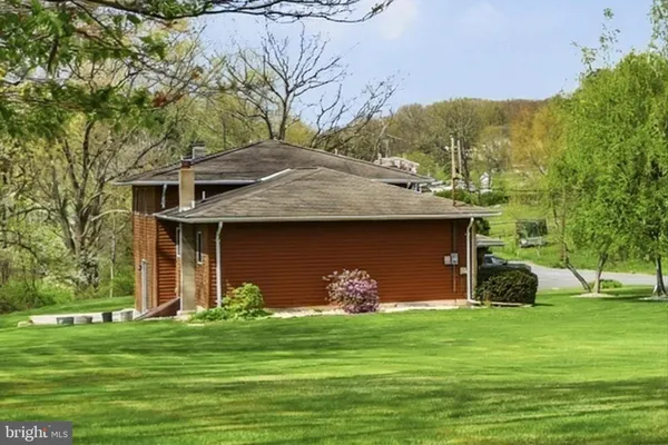 $339,900 | 74 Municipal Road, New Ringgold, PA 17960