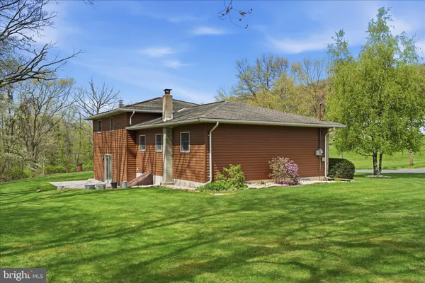 $339,900 | 74 Municipal Road, New Ringgold, PA 17960