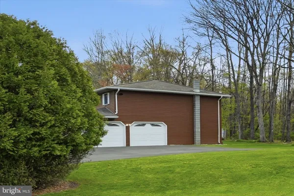 $339,900 | 74 Municipal Road, New Ringgold, PA 17960