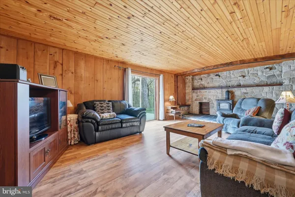 $339,900 | 74 Municipal Road, New Ringgold, PA 17960