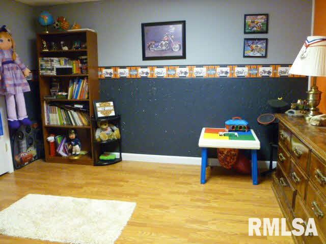 8687 Kinlou Road Kinmundy, IL 62854 - Photo 17 of 21 Gallery Image 17