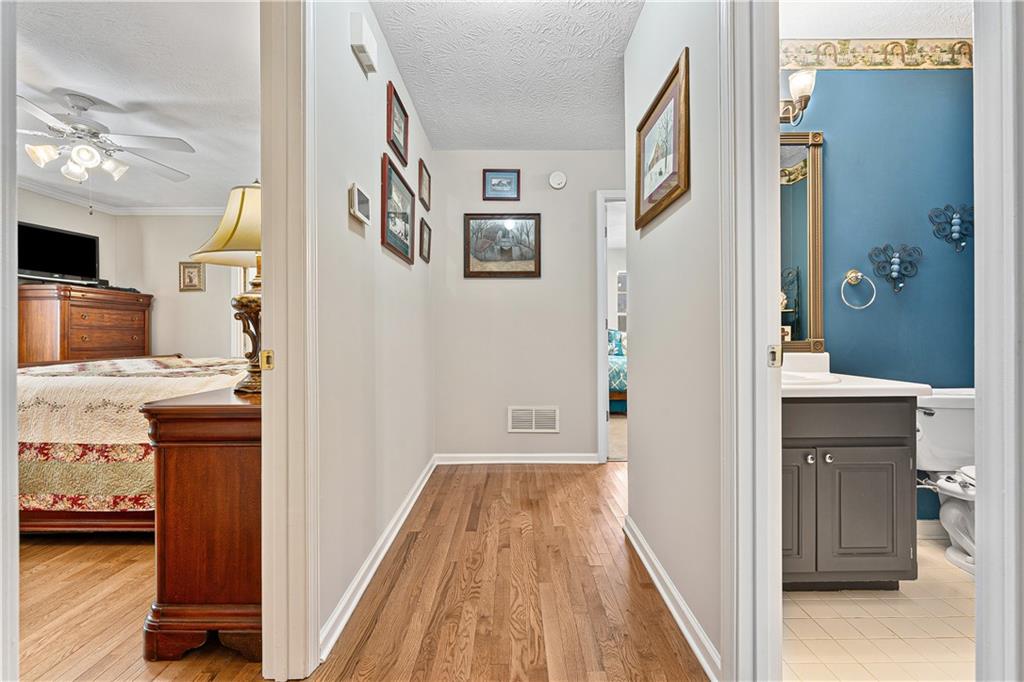 190 Timber Ridge Drive McDonough, GA 30252 - Photo 15 of 29 a view of a bathroom from the hallway