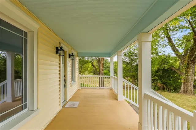 $449,000 | 6944 Southwest Thornton Road, Clarksdale, MO 64430