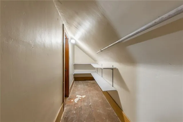 $449,000 | 6944 Southwest Thornton Road, Clarksdale, MO 64430