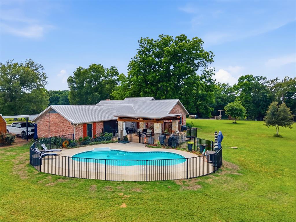 1663 County Road 1405 Bogata, TX 75417 - Photo 35 of 36