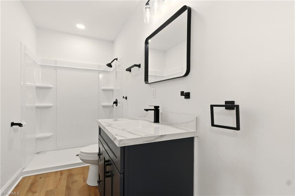 1823 McKnight Mill Road Greensboro, NC 27405 - Photo 14 of 34 Gallery Image 14