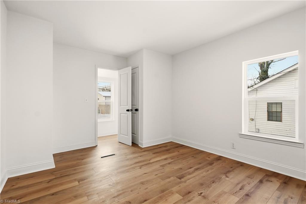 1823 McKnight Mill Road Greensboro, NC 27405 - Photo 18 of 34 Gallery Image 18