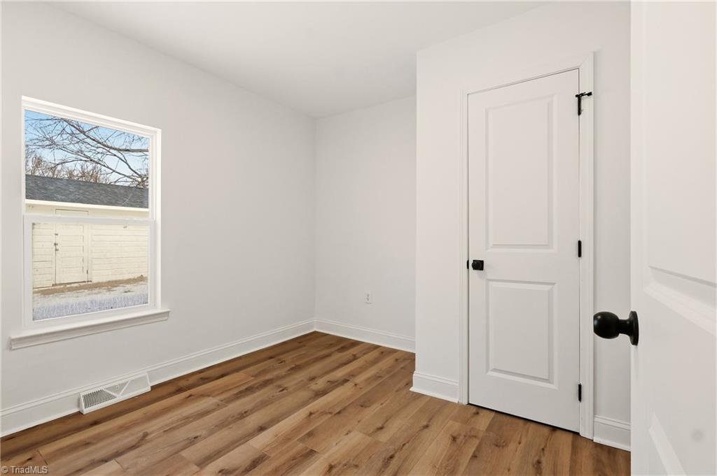 1823 McKnight Mill Road Greensboro, NC 27405 - Photo 20 of 34 Gallery Image 20