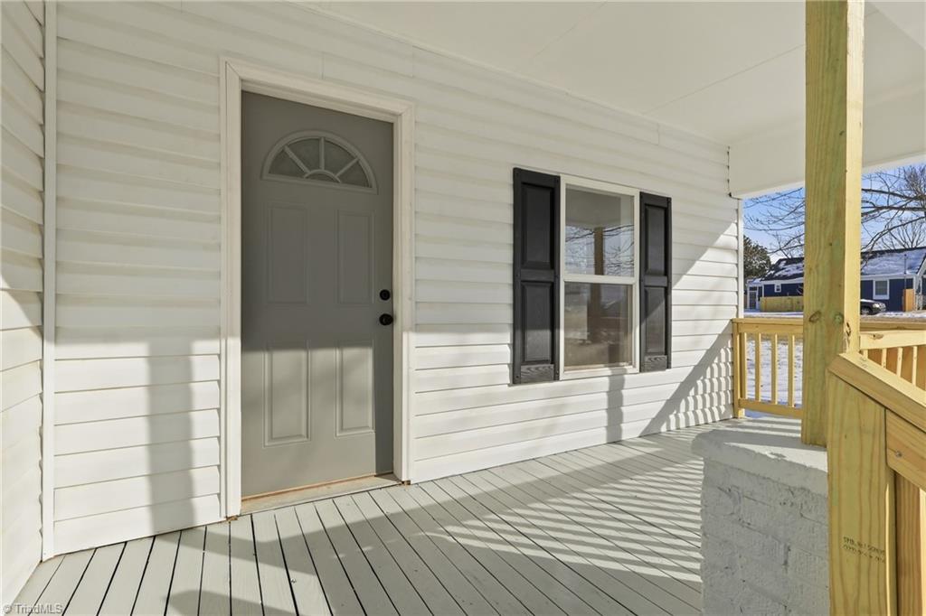 1823 McKnight Mill Road Greensboro, NC 27405 - Photo 3 of 34 Gallery Image 3